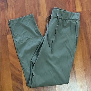lululemon on the fly pant